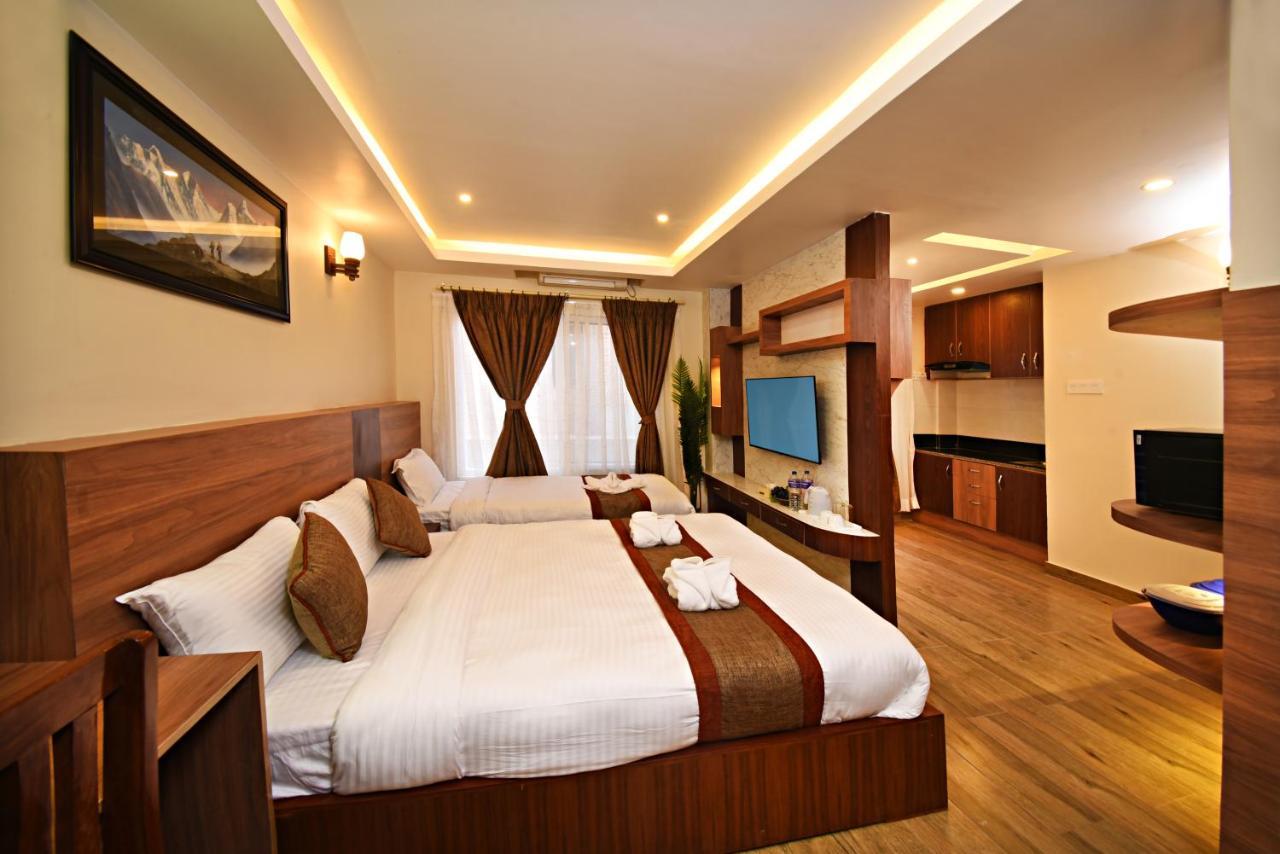 Capital Boutique Hotel Kathmandu Bagian luar foto
