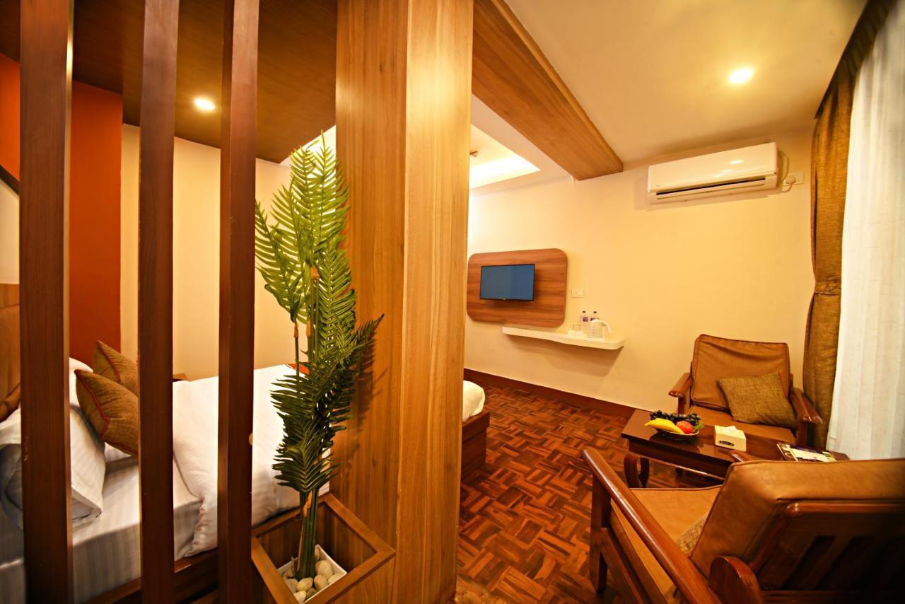 Capital Boutique Hotel Kathmandu Bagian luar foto