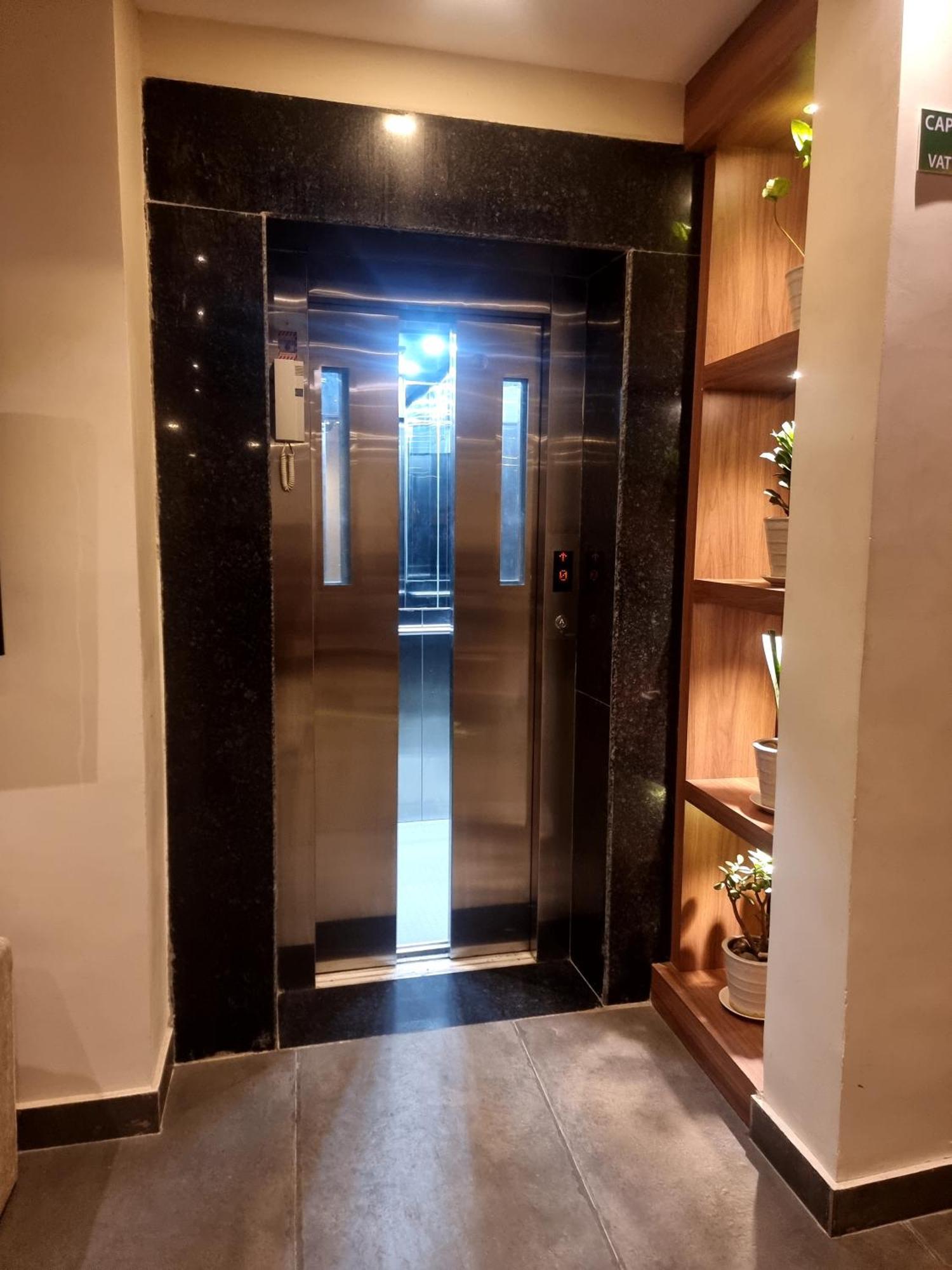 Capital Boutique Hotel Kathmandu Bagian luar foto