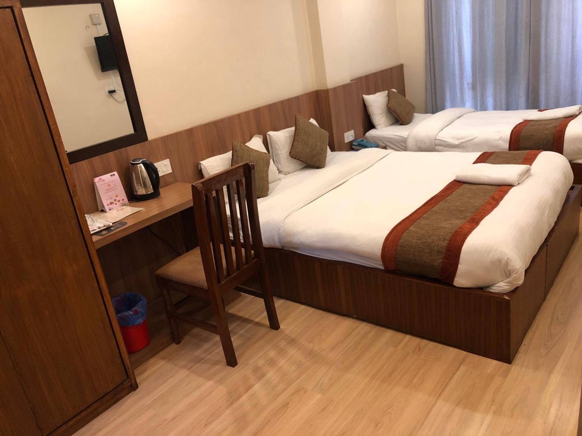 Capital Boutique Hotel Kathmandu Bagian luar foto