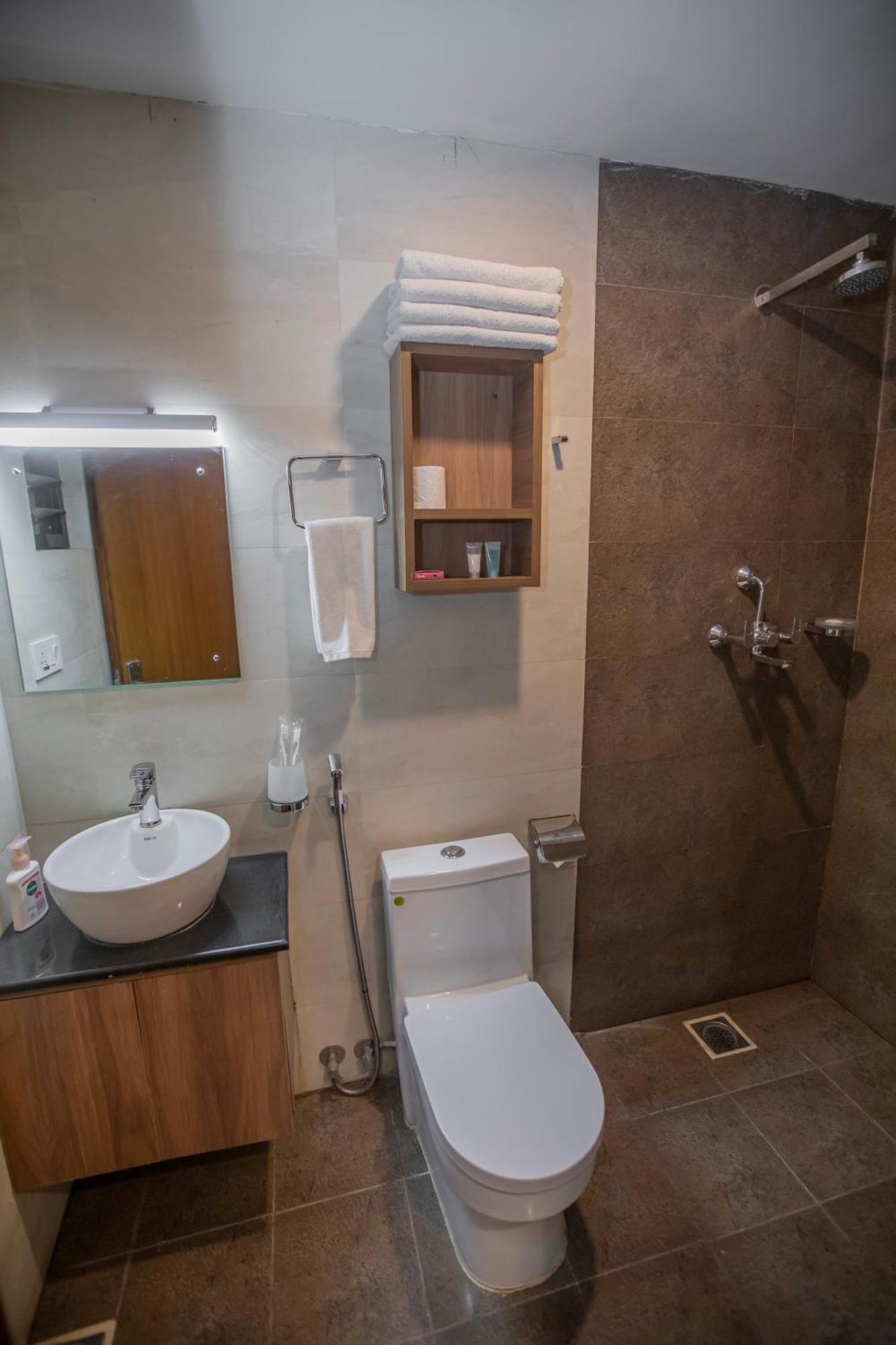 Capital Boutique Hotel Kathmandu Bagian luar foto
