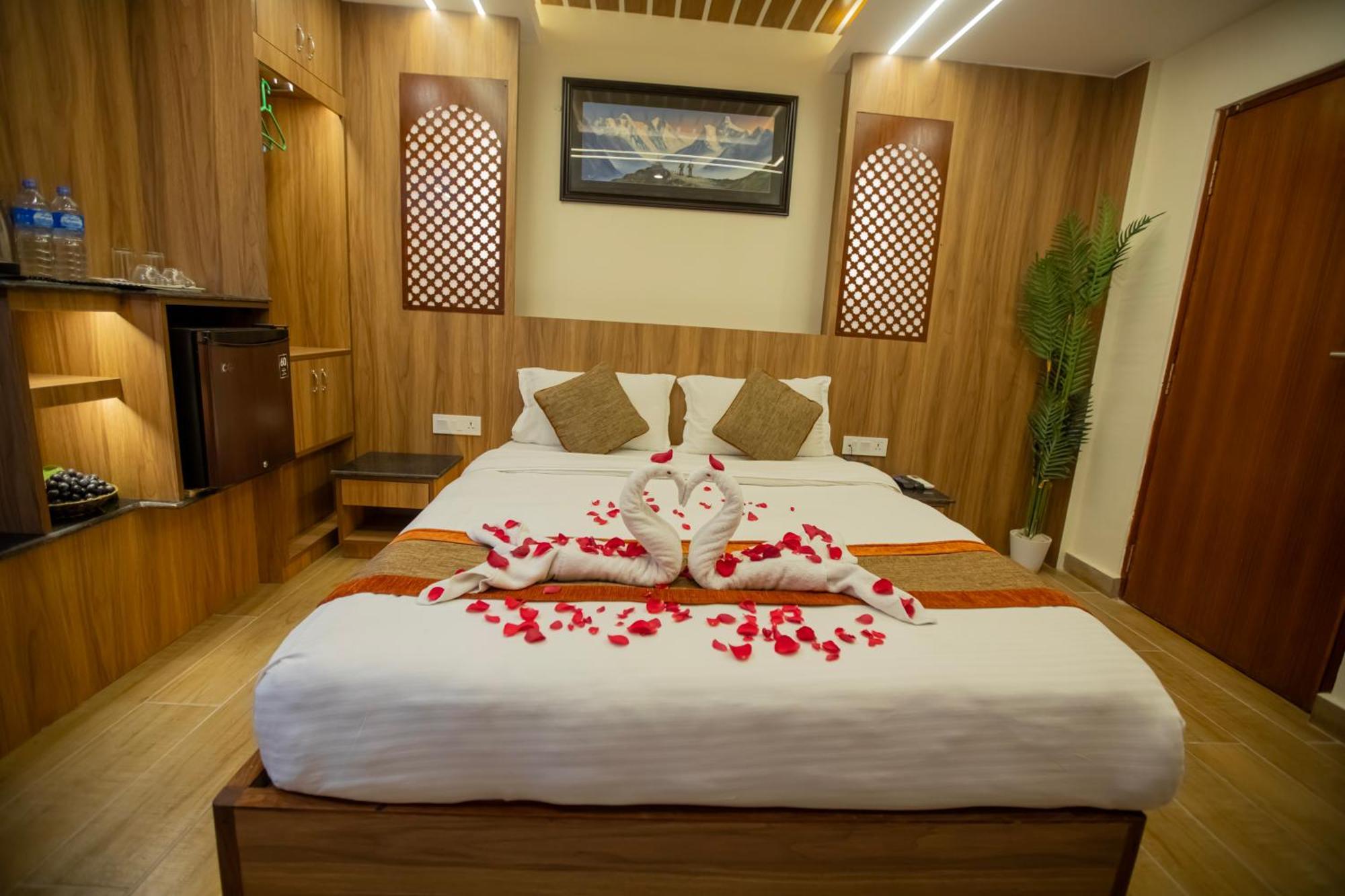 Capital Boutique Hotel Kathmandu Bagian luar foto
